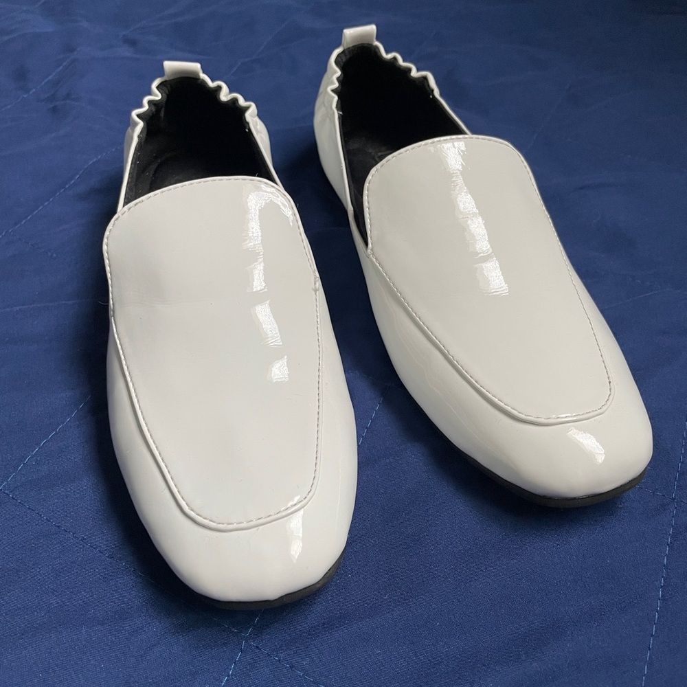 Nine West White Flats 6.5